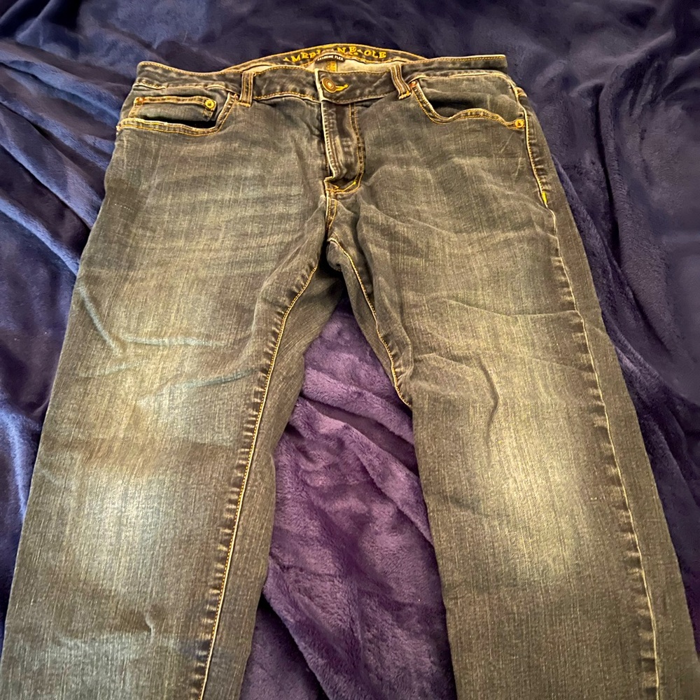 AE Slim Straight Jean